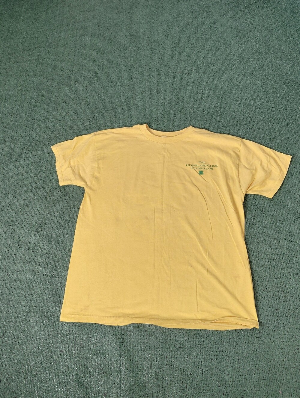 Vintage 1997 The Cleveland Clinic Foundation Logo 90's Yellow T Shirt Sz XL